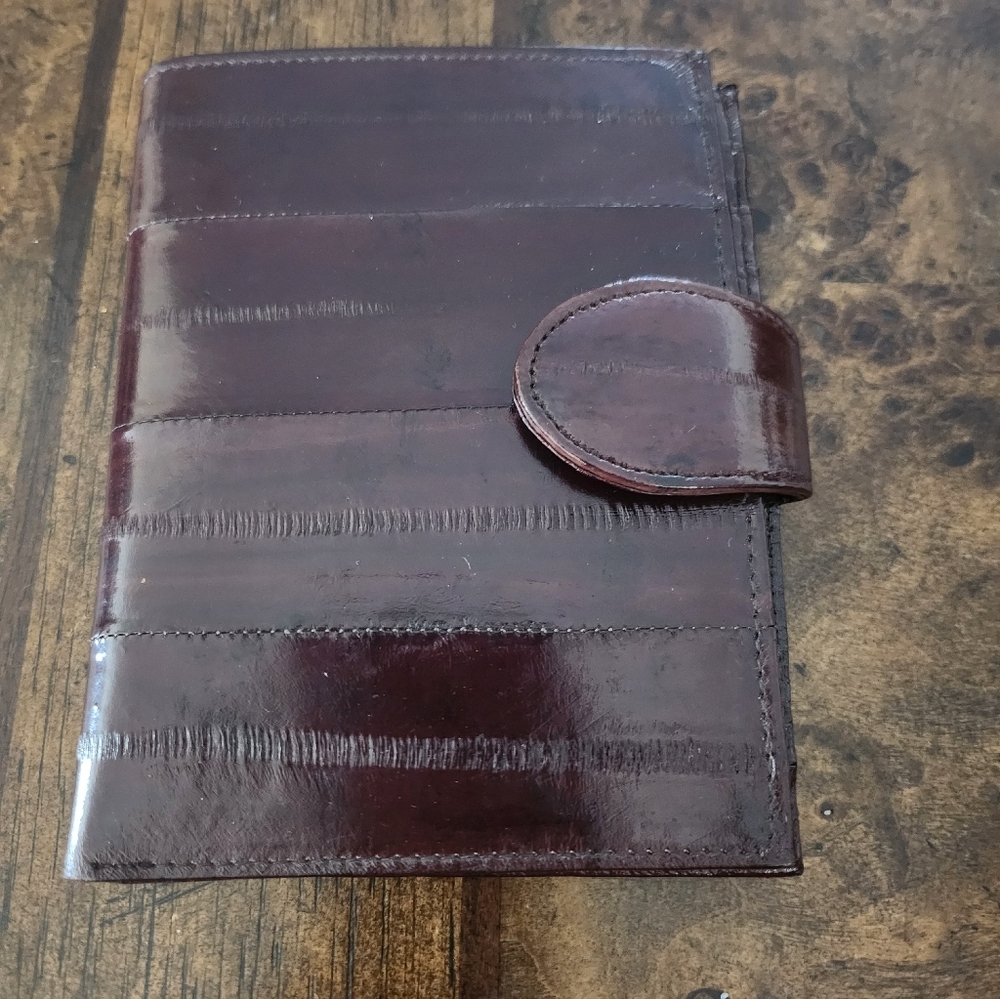 Genuine eel leather wallet NEW
